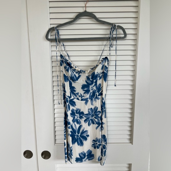 Reformation Louelle Mini Dress - Picture 2 of 4